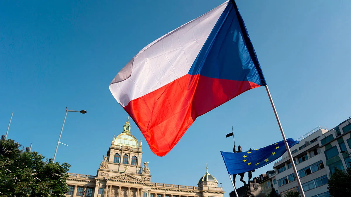 В Чехии приравняли пропаганду коммунизма к пропаганде нацизма