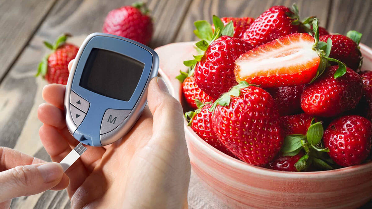 Земляника понижает давление. Какие ягодф понижает давление. Вишня понижает давление. Травы от высокого давления в аптеке. Ягоды для понижения артериального давления.