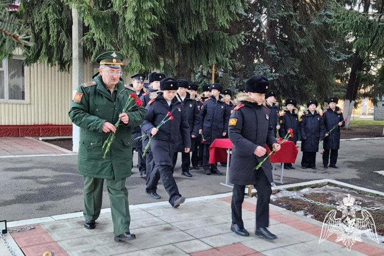 ДЕНЬ ОТКРЫТЫХ ДВЕРЕЙ ПРОВЕЛИ ВОЕННОСЛУЖАЩИЕ ВЛАДИКАВКАЗСКОГО СОЕДИНЕНИЯ РОСГВАРДИИ