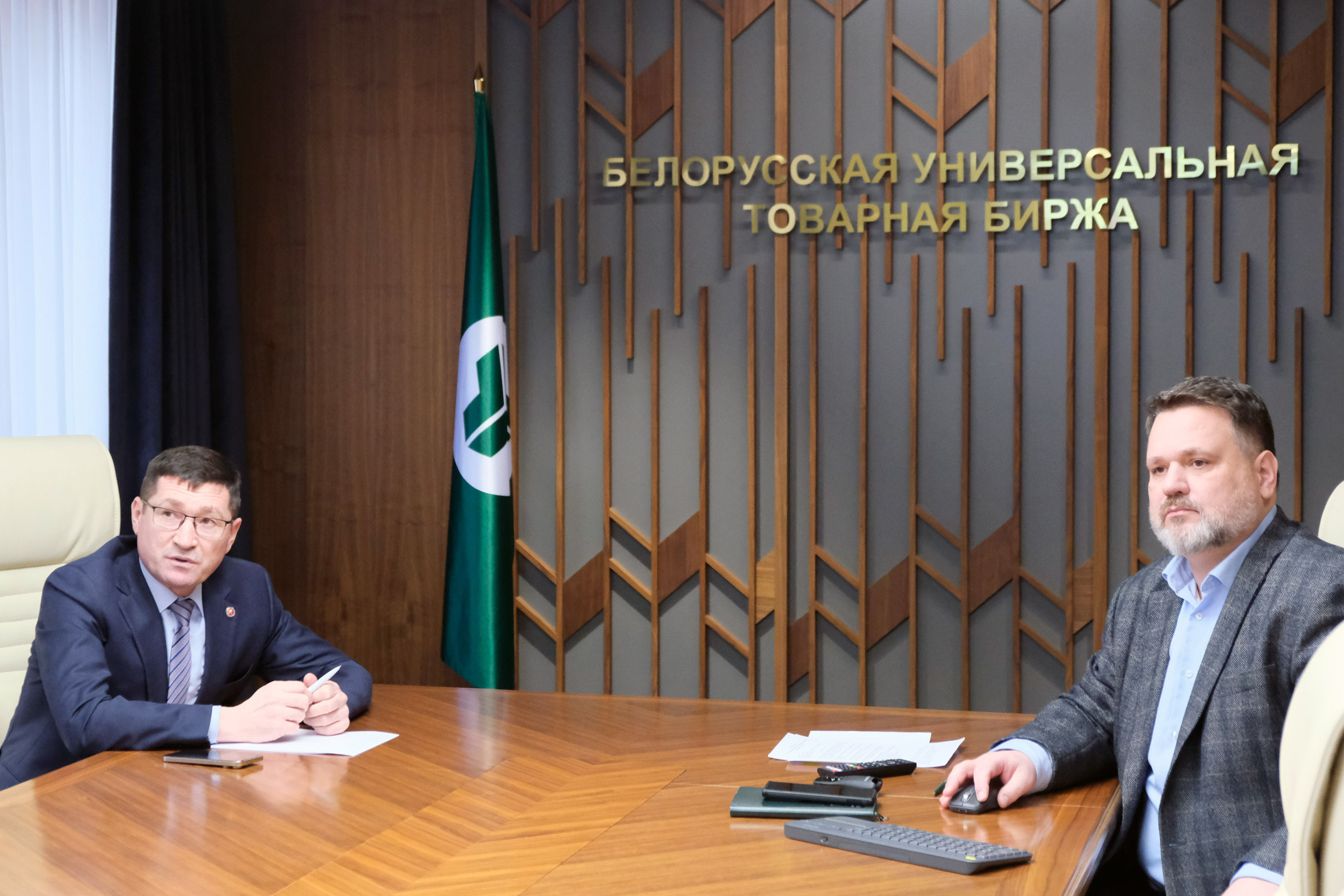 Беларусь и Татарстан будут развивать биржевую торговлю нефтехимией и промышленными товарами 