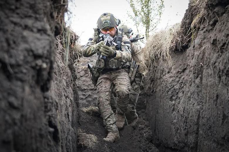 Военнослужащ