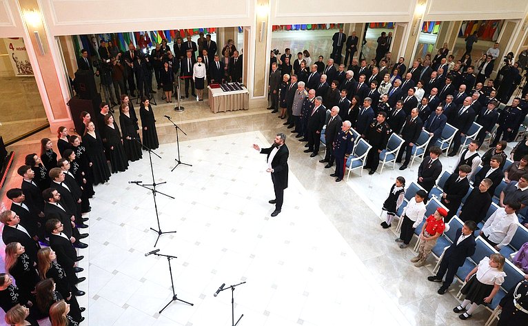 В Совете Федерации состоялась XII церемония награждения детей и подростков, проявивших личное мужество в экстремальных ситуациях