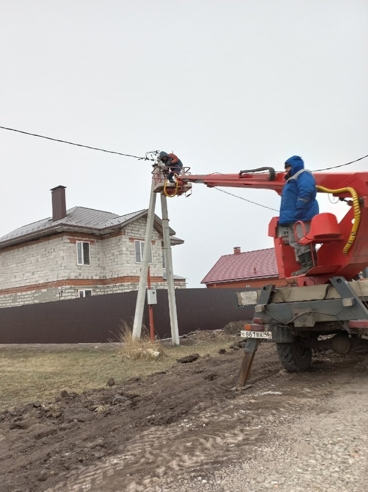 В Курской области ураган оставил без света 3489 человек в шести районах