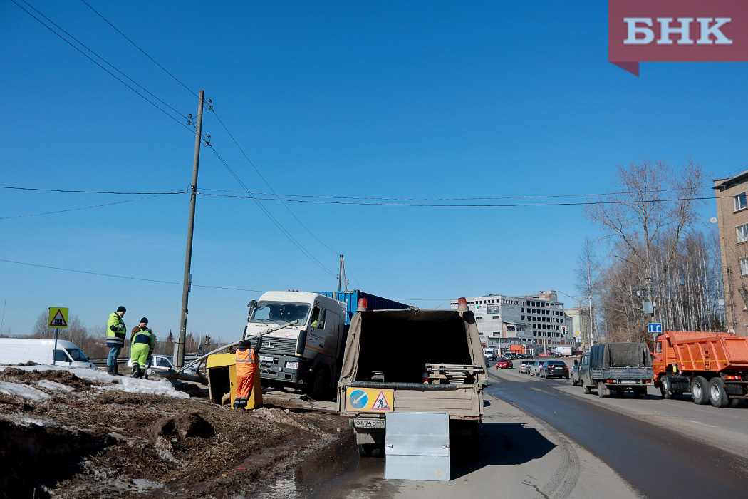 ночные улицы зимой октябрьского рб. бнк происшествия дтп в сыктывкаре сегодня. бнк происшествия дтп в сыктывкаре сегодня. бнк происшествия дтп в сыктывкаре сегодня. бнк происшествия дтп в сыктывкаре сегодня.