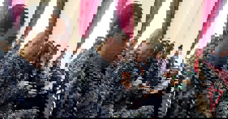 Росгвардейцы в Южно-Сахалинске поддержали Всероссийскую просветительскую акцию «Большой этнографический диктант» 