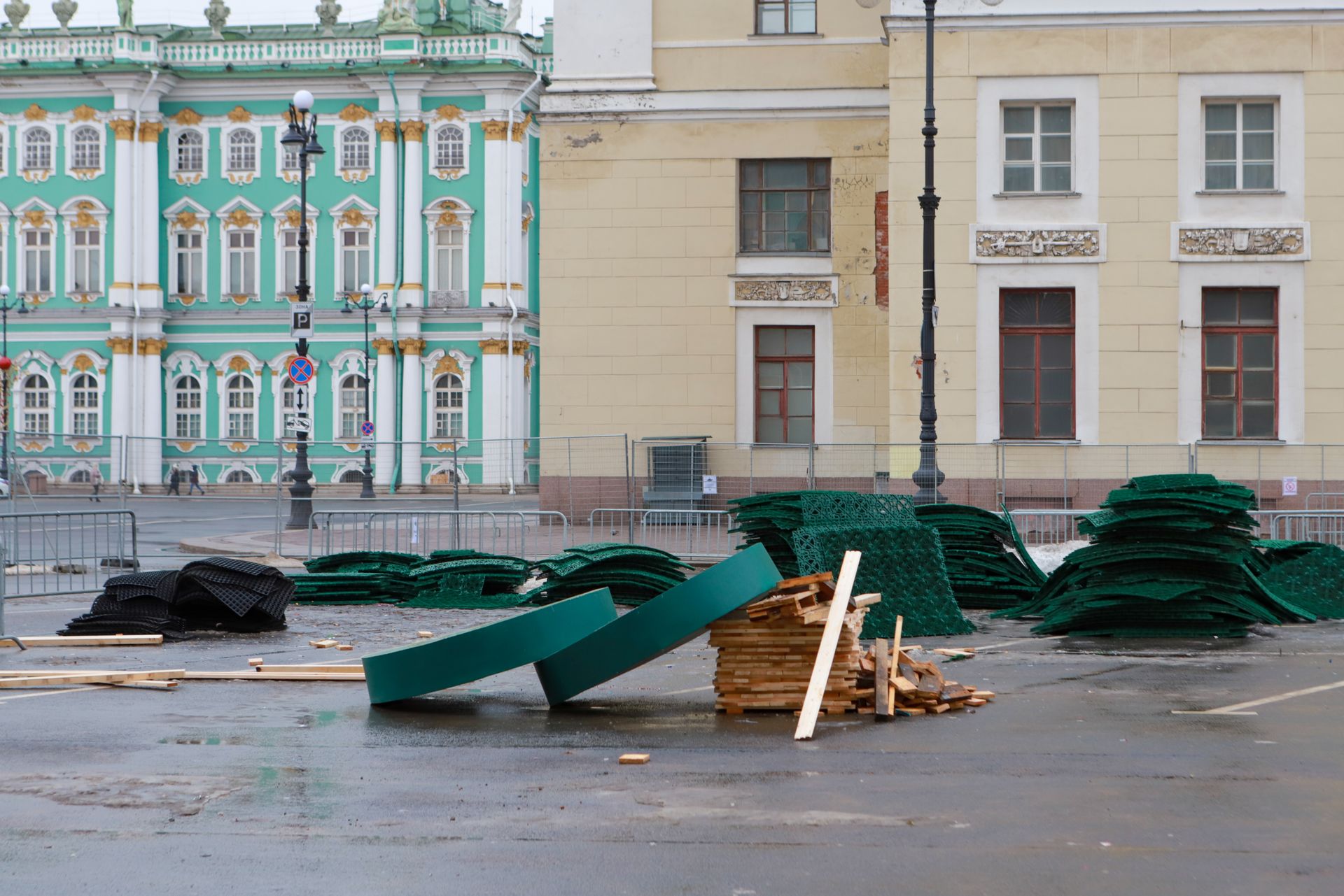 Дворцовая площадь горка