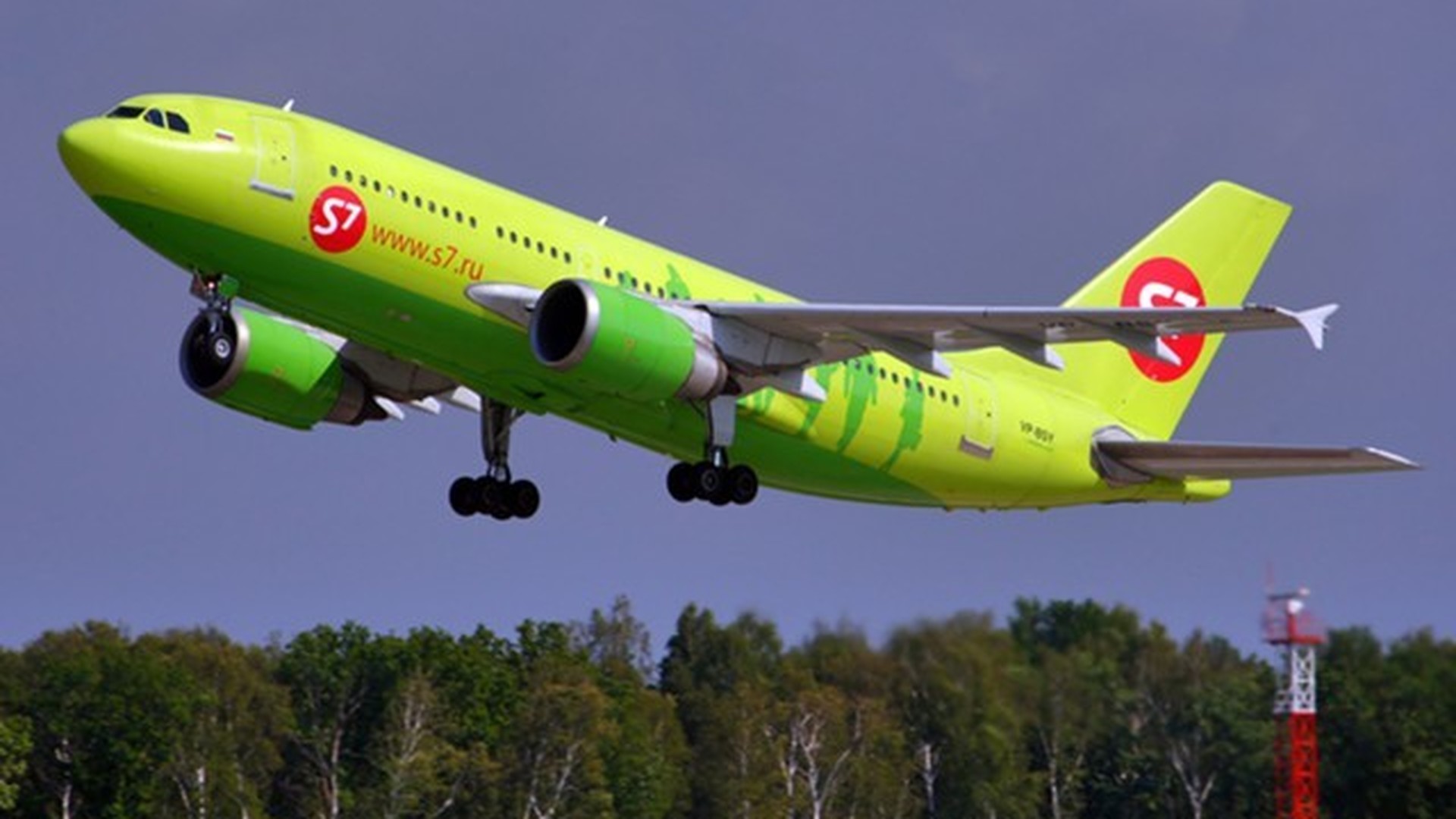 Сайт авиакомпании s7 airline. Самолёты авиакомпании s7 Airlines. Самолет Джей Севен. S7 Эйрлайнс самолеты. Самолет эссевен 7.