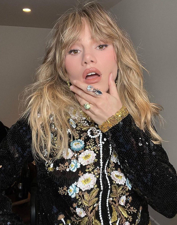 От Кристен Стюарт до FKA Twigs: с кем встречался главный вампир нулевых Роберт Паттинсон и чью кровь он пьет сейчас