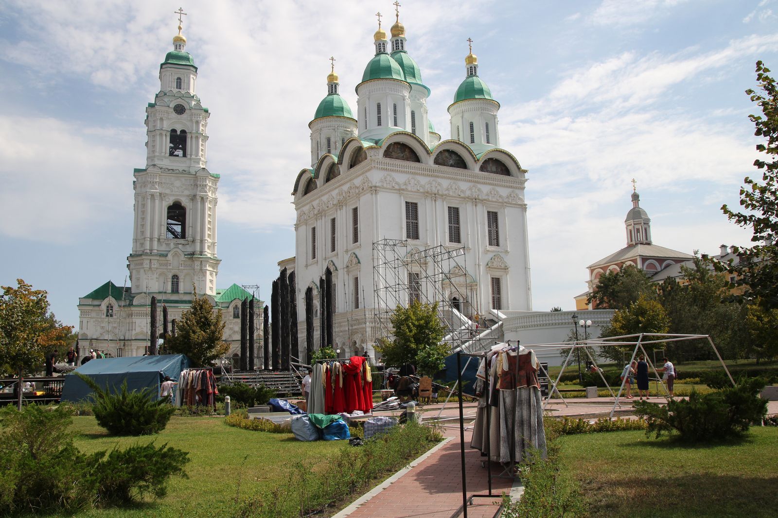 Храм в астраханском кремле. Астраханский кремль 2009 назовите монарха. Кремль астрахань 1557. Астраханский кремль. Астраханский кремль астрахань.