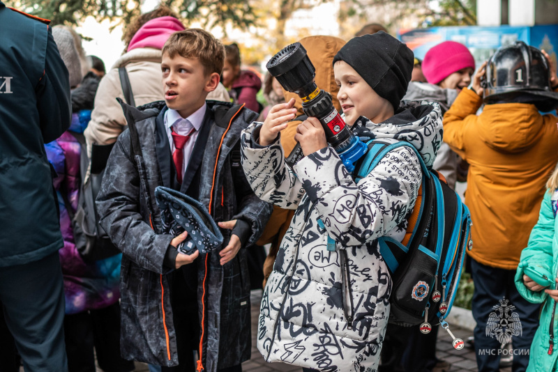 Почувствовали себя настоящими огнеборцами!