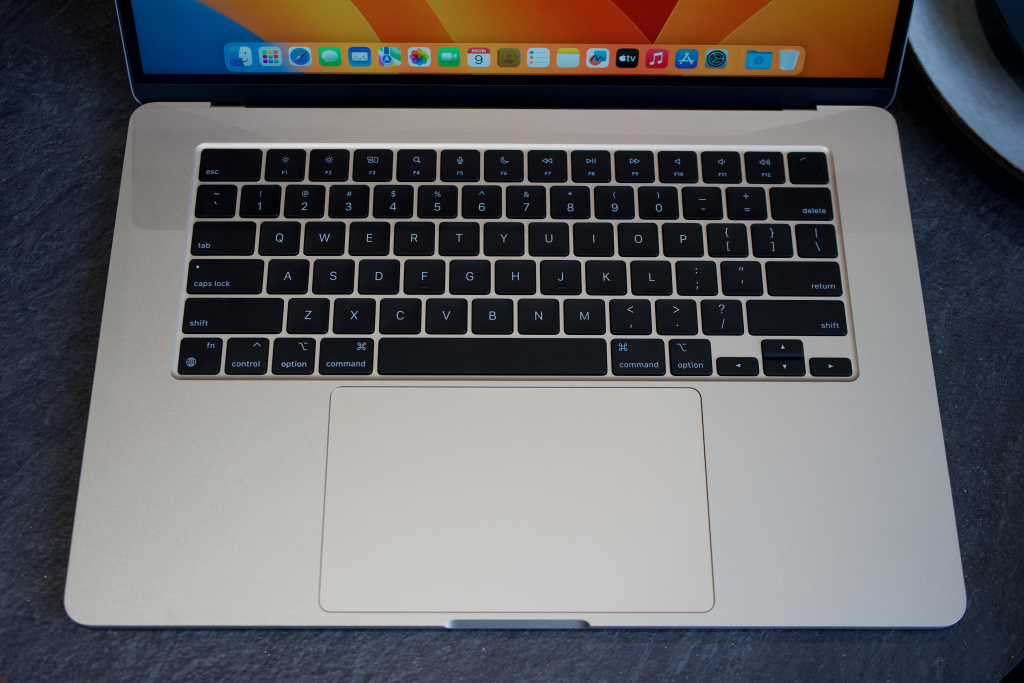 Macbook air 15 фото