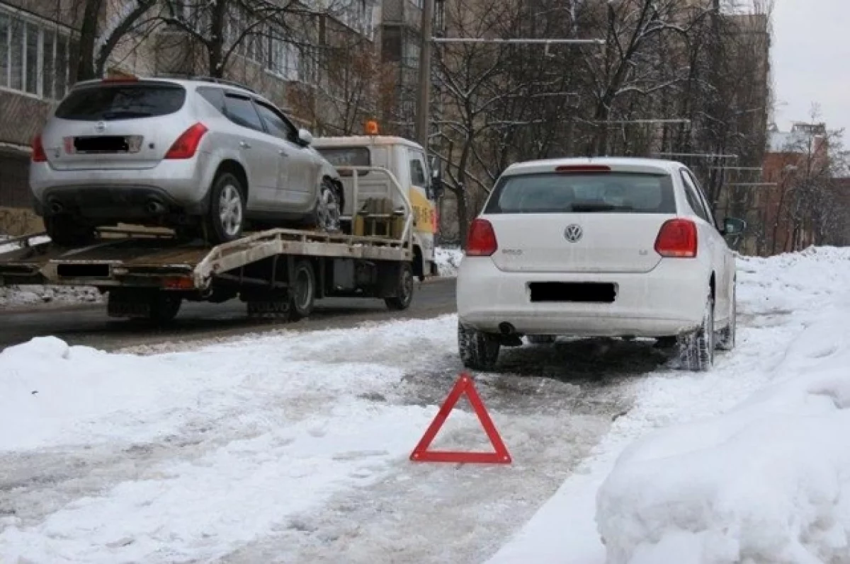 Еще 100 авто ожидают решениях суда, после которого будет принято решение об их конфискации