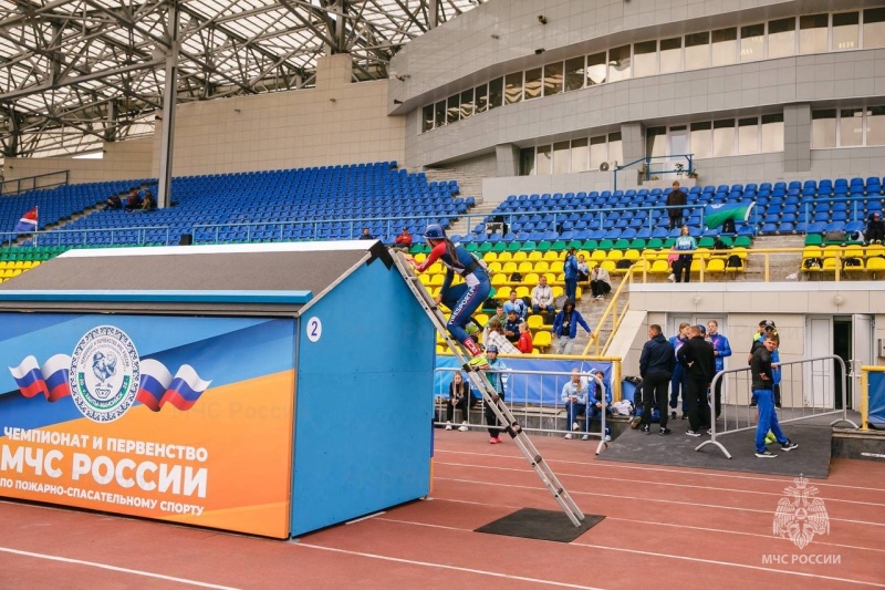 Третий день чемпионата и первенства МЧС России по пожарно-спасательному спорту