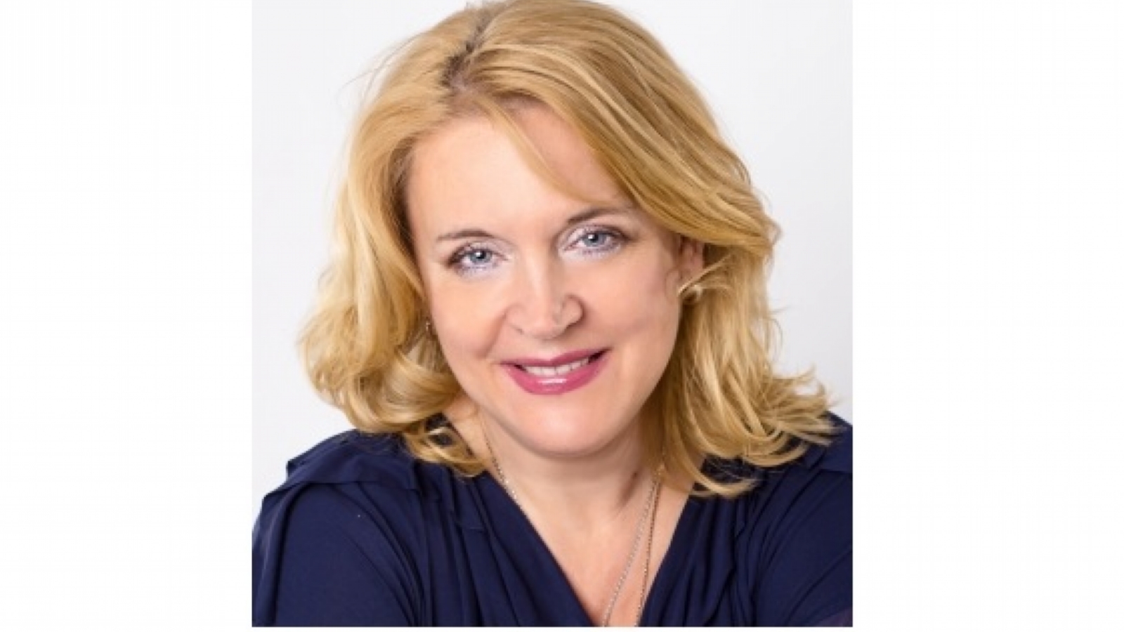 василина коложвари. комитет по культуре администрации города мурманска. мурманск 100 летие. мурманск вячеслав алексеевич герасимов. комитет по культуре город мурманск.