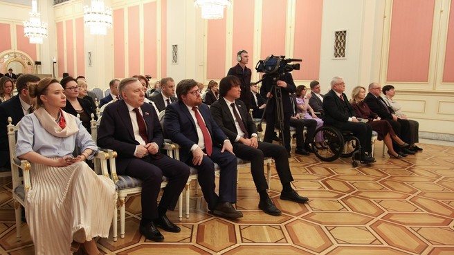 Дмитрий Чернышенко вручил премии Правительства в области туризма за 2025 год
