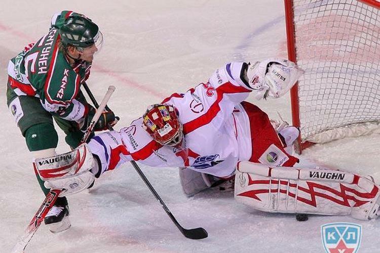 Ворота «Локомотива» защищал Георгий Гелашвили — ныне тренер «Ак Барса»