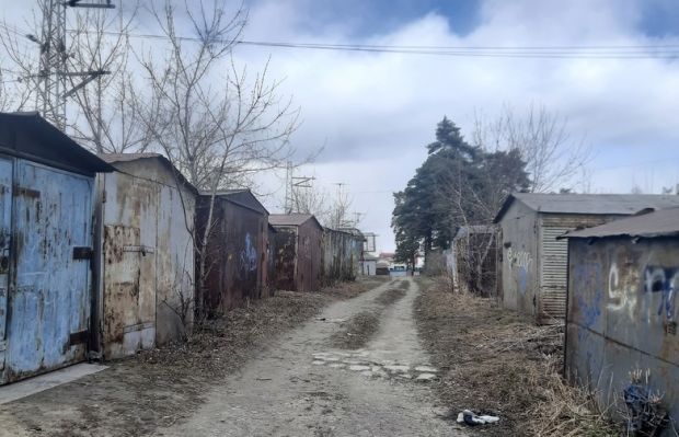 Еще 92 гаража демонтируют в Нижней зоне Академгородка