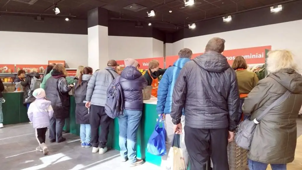 Каждый шестой ребёнок в Литве – на грани нищеты