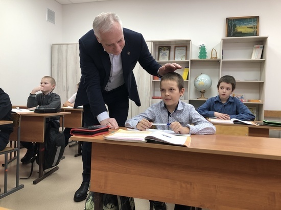 Губернатор Владимир Мазур принял решение о строительстве школы в новом микрорайоне Первомайского