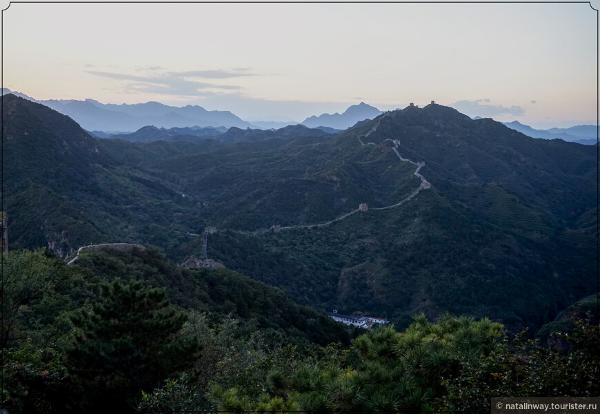 Водный город Губэй и Великая китайская стена