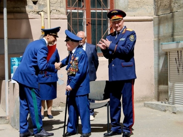 В Волгоградской области 100-летие отмечает ветеран Георгий Роговой