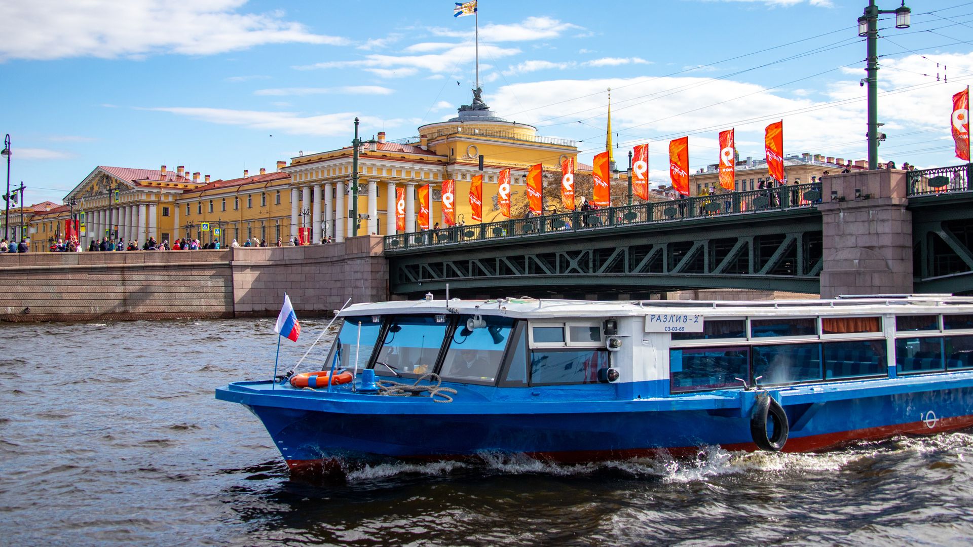 по рекам и каналам санкт петербурга