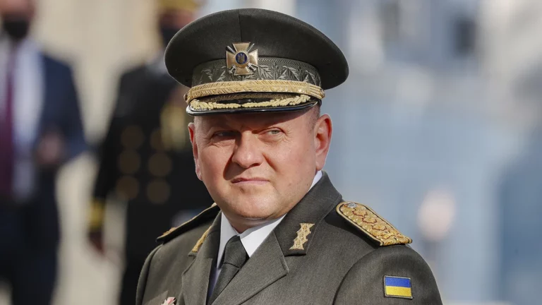 Залужный опубликовал видео проверки работы ВСУ в прифронтовом районе