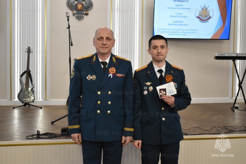 С 376-летием пожарной охраны!