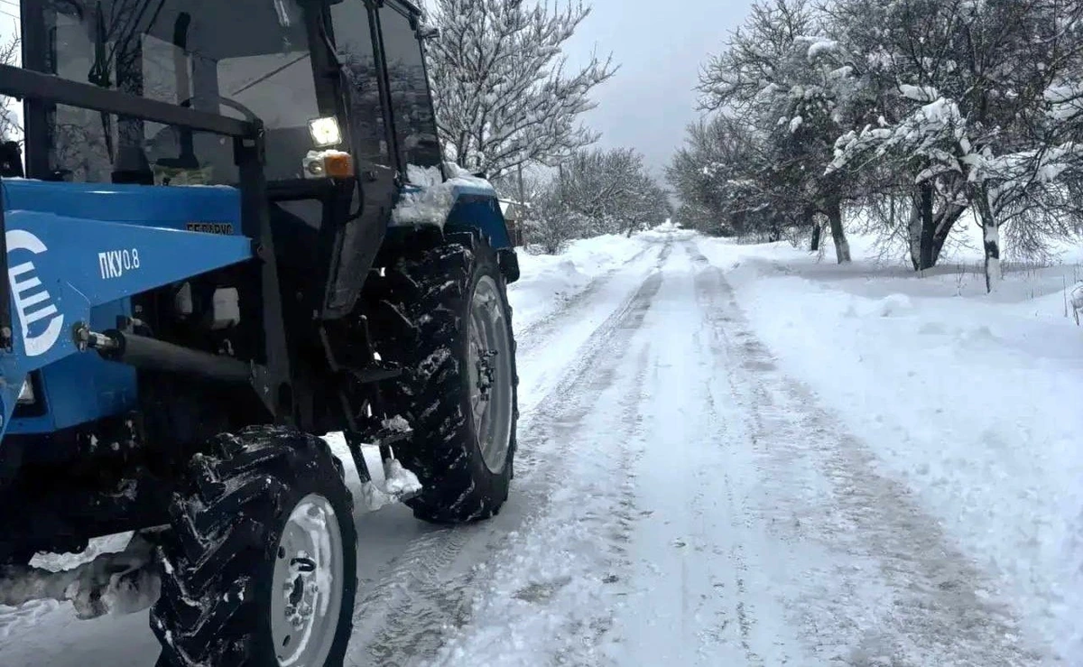В Краснодарском крае обеспечили автобусное сообщение, несмотря на снегопад