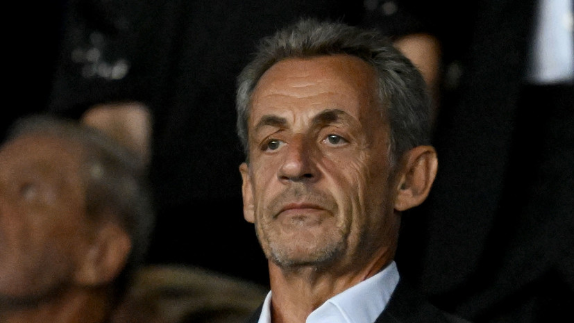 Саркози заявил, что ЕК действует за пределами мандата в подходе к кризису на Украине