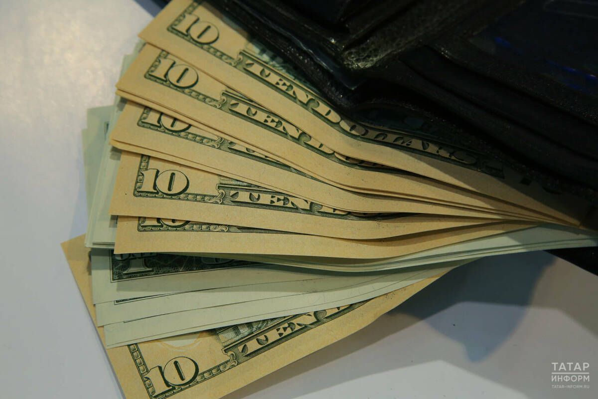 Эксперт прогнозирует рост доллара до 120 рублей в ближайшее время