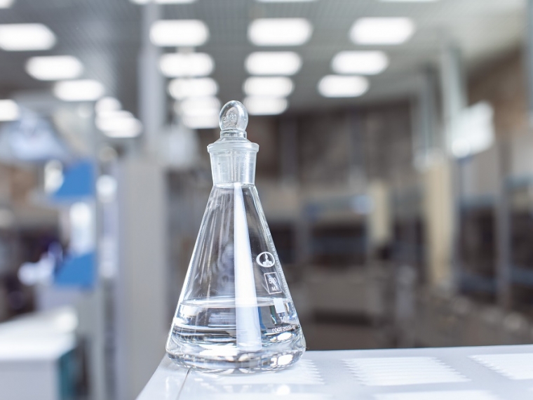 Безопасность белых масел «Газпромнефть-СМ» из Омска подтвердили 100 независимых экспертиз