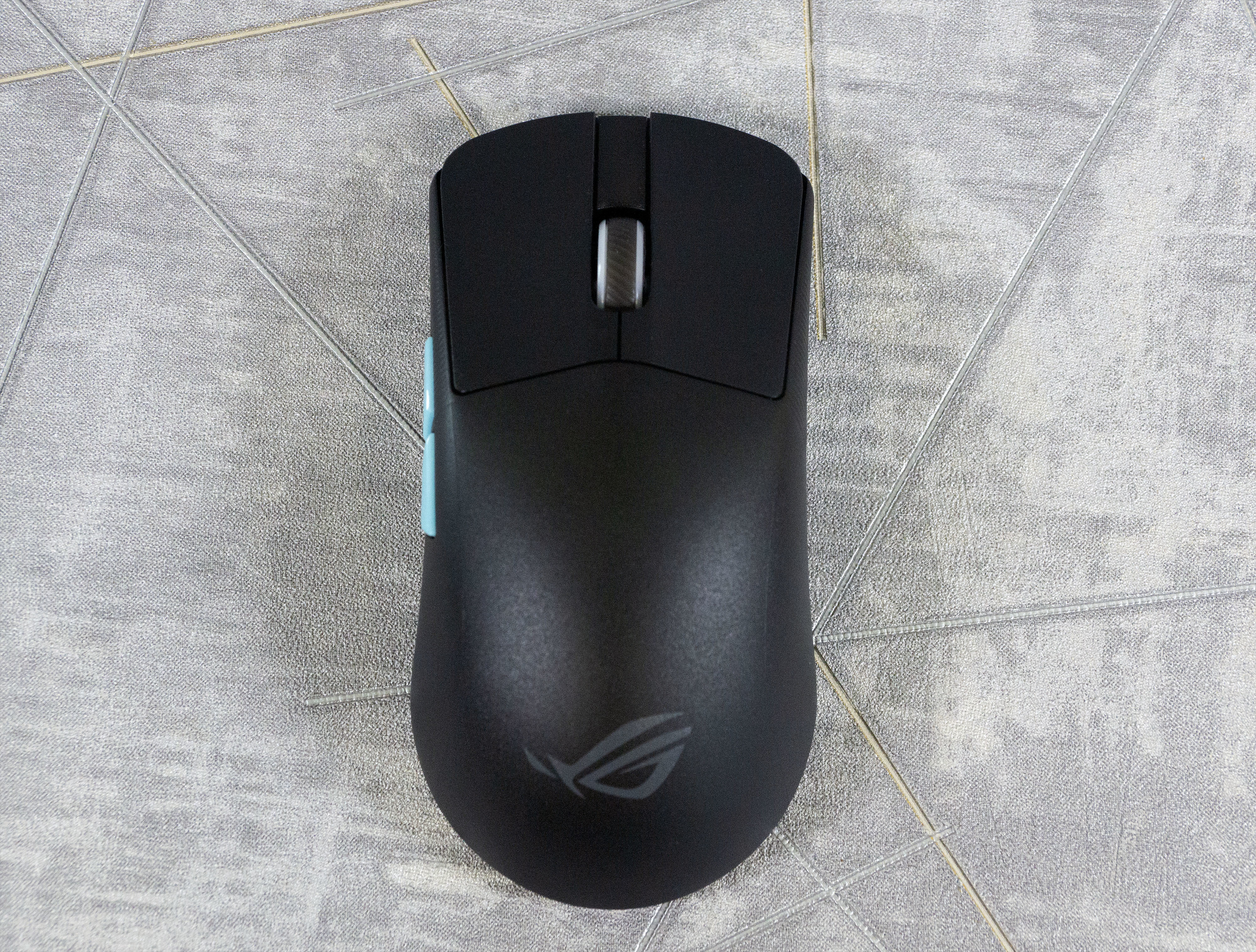 Asus harpe ace aim lab edition