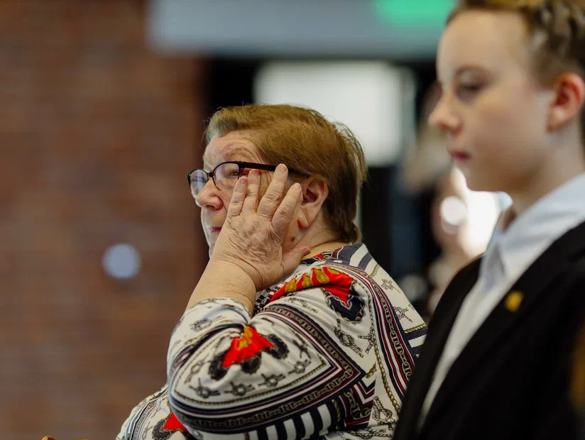 Школьники Петроградки почтили память жертв блокады на Левашовском хлебозаводе2