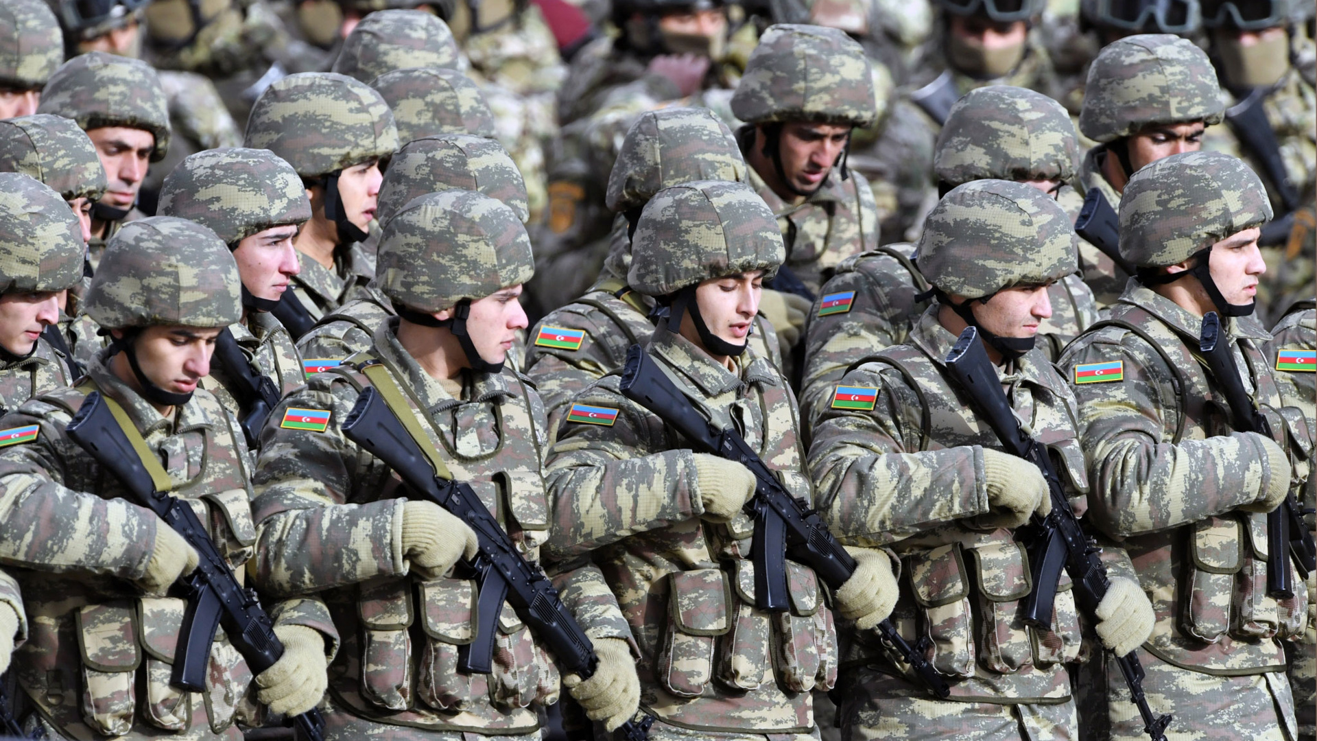 В Баку прошел военный парад в честь завершения карабахского конфликта