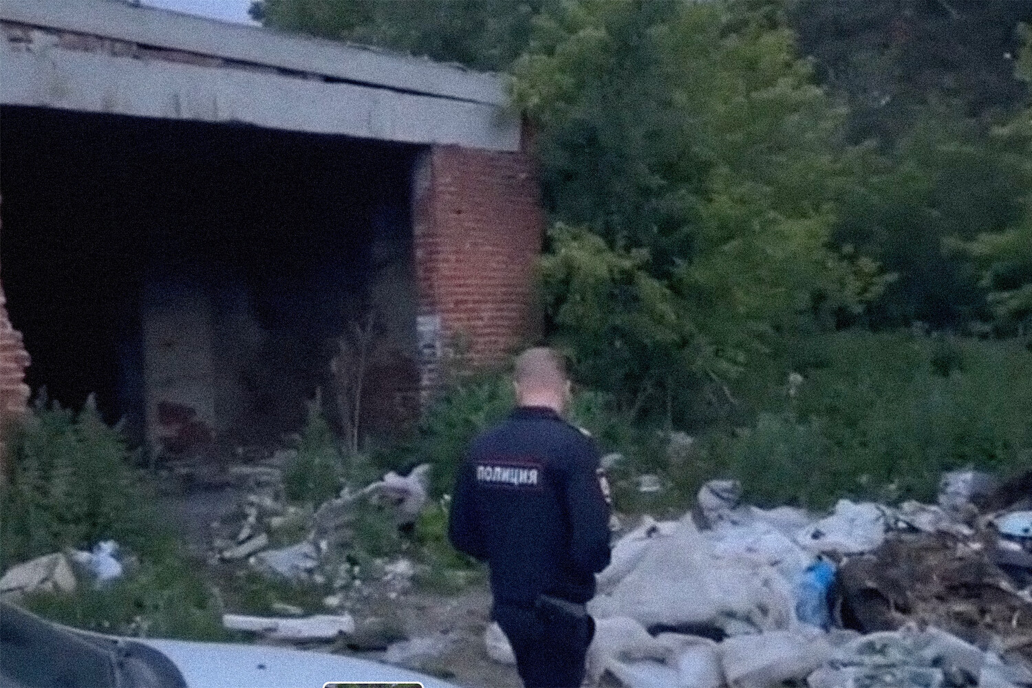 Мальчика нашли в гаражах. Тело пропавшего мальчика. В Уфе нашли тело одного из пропавших мальчиков. В Екатеринбурге пропал мальчик.