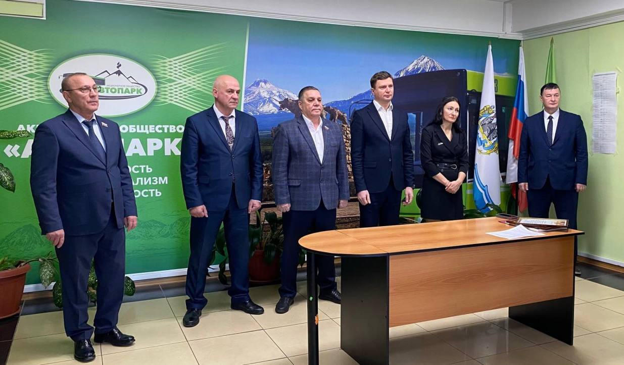 Сотрудников Автопарка поздравили с профессиональным праздником