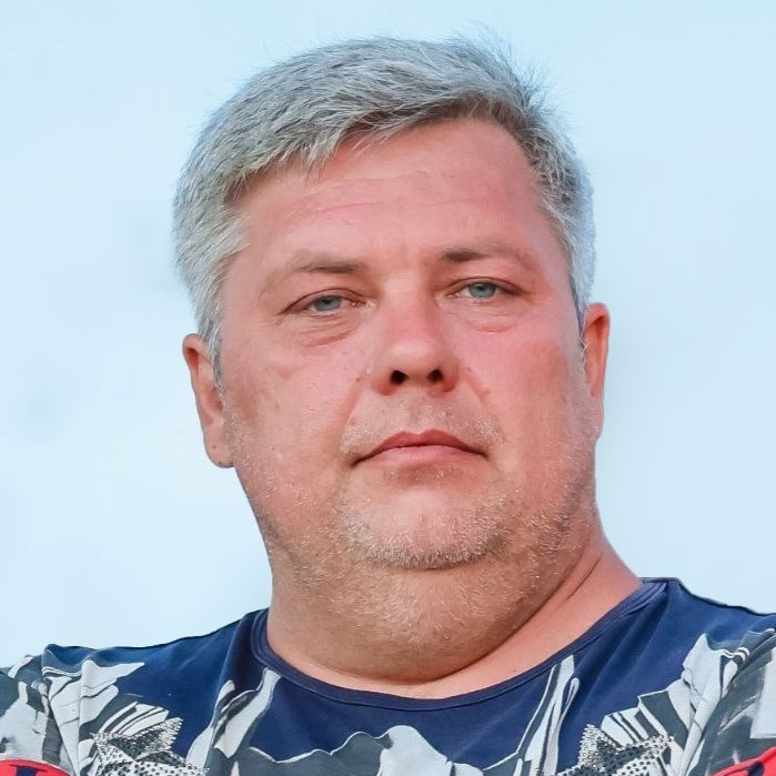 Петр Петров