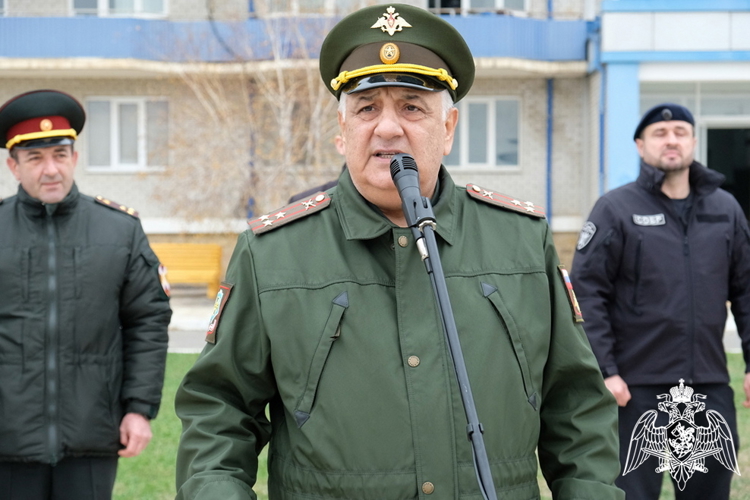 Росгвардия приняла участие в акции «День призывника» в Дагестане