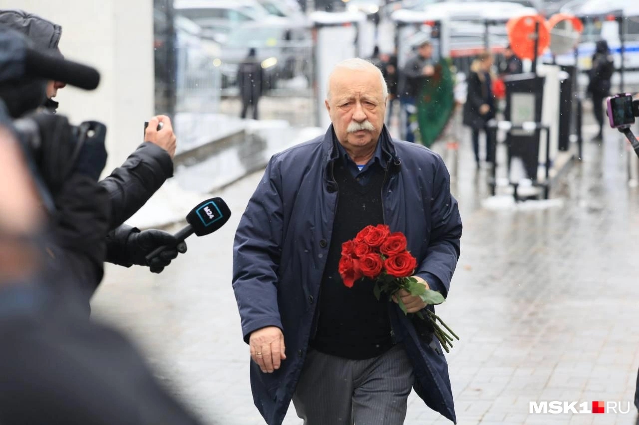 «Ты осуществил все свои главные мечты»: В Москве простились с Алексеем Пимановым