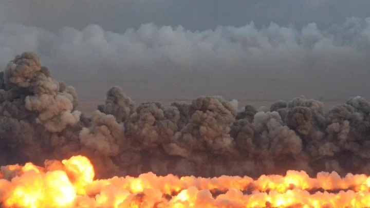 Замахнулись на Москву? Получайте. Первые фото: железная дорога - в труху. На Украине ахнули после удара по Сумщине и Харьковщине