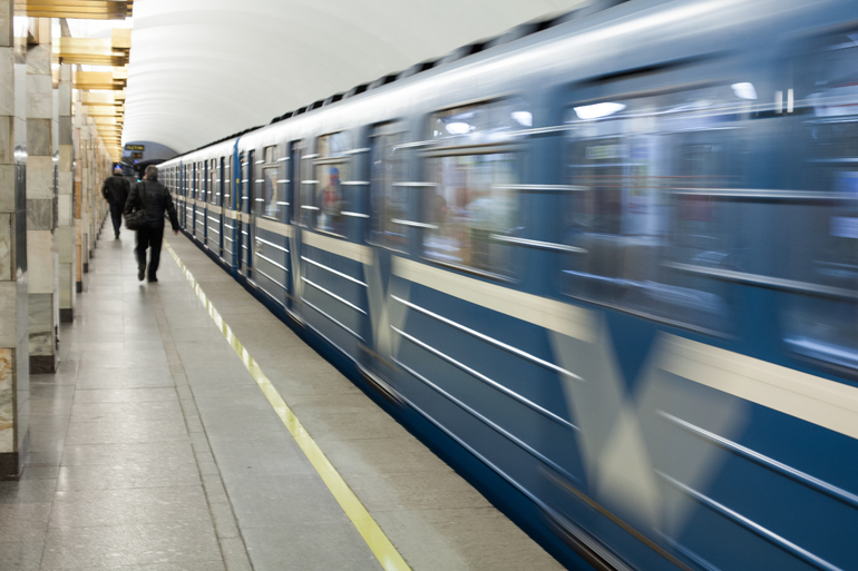 Поезд метро балтиец санкт петербург