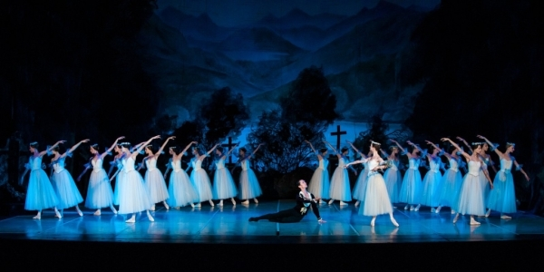 Зрители в Токио рукоплескали российским артистам балета