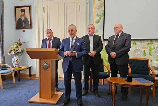 Полномочный представитель МСРС в Донецкой и Луганской Народных Республиках В.А. Коровников принял участие в церемонии вручения наград в Центре ИППО