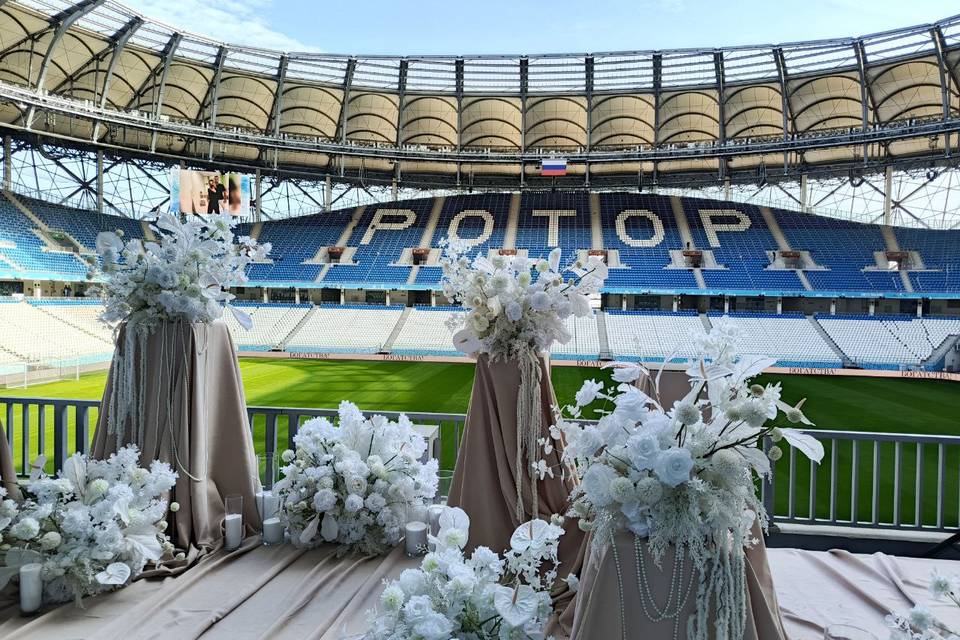 Пара поженилась на стадионе «Волгоград Арена»