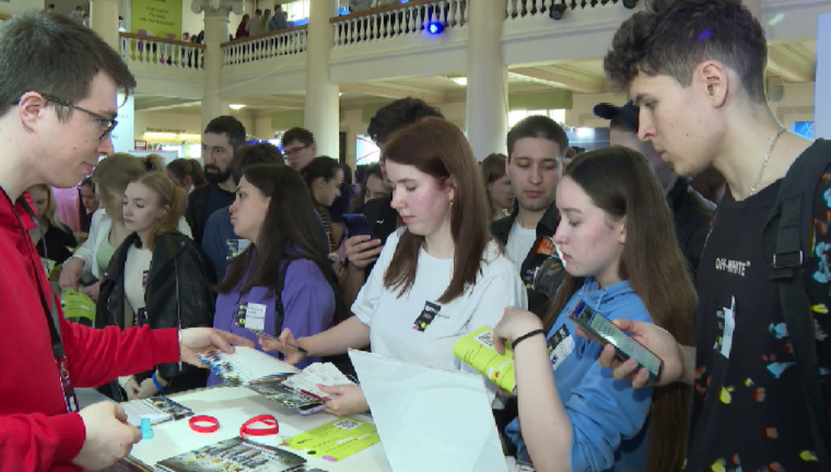 В Екатеринбурге стартовала выставка ведущих работодателей страны