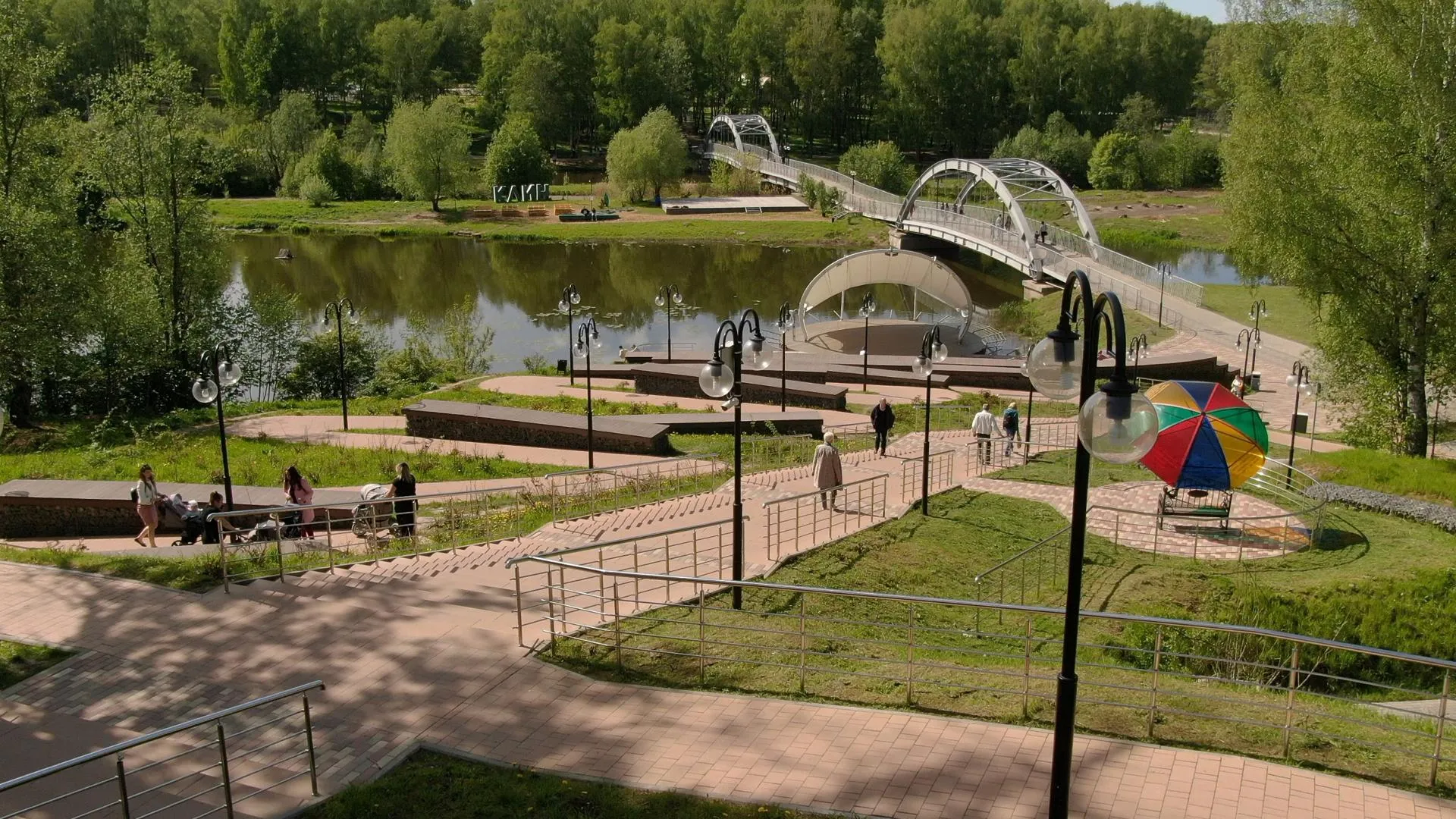 Парк в клину. Сестрорецкий парк в Клину. Сестрорецкий парк в Клину пляж. Парк средний в Сестрорецке. Парк Сестрорецкий Клин Кей граб.