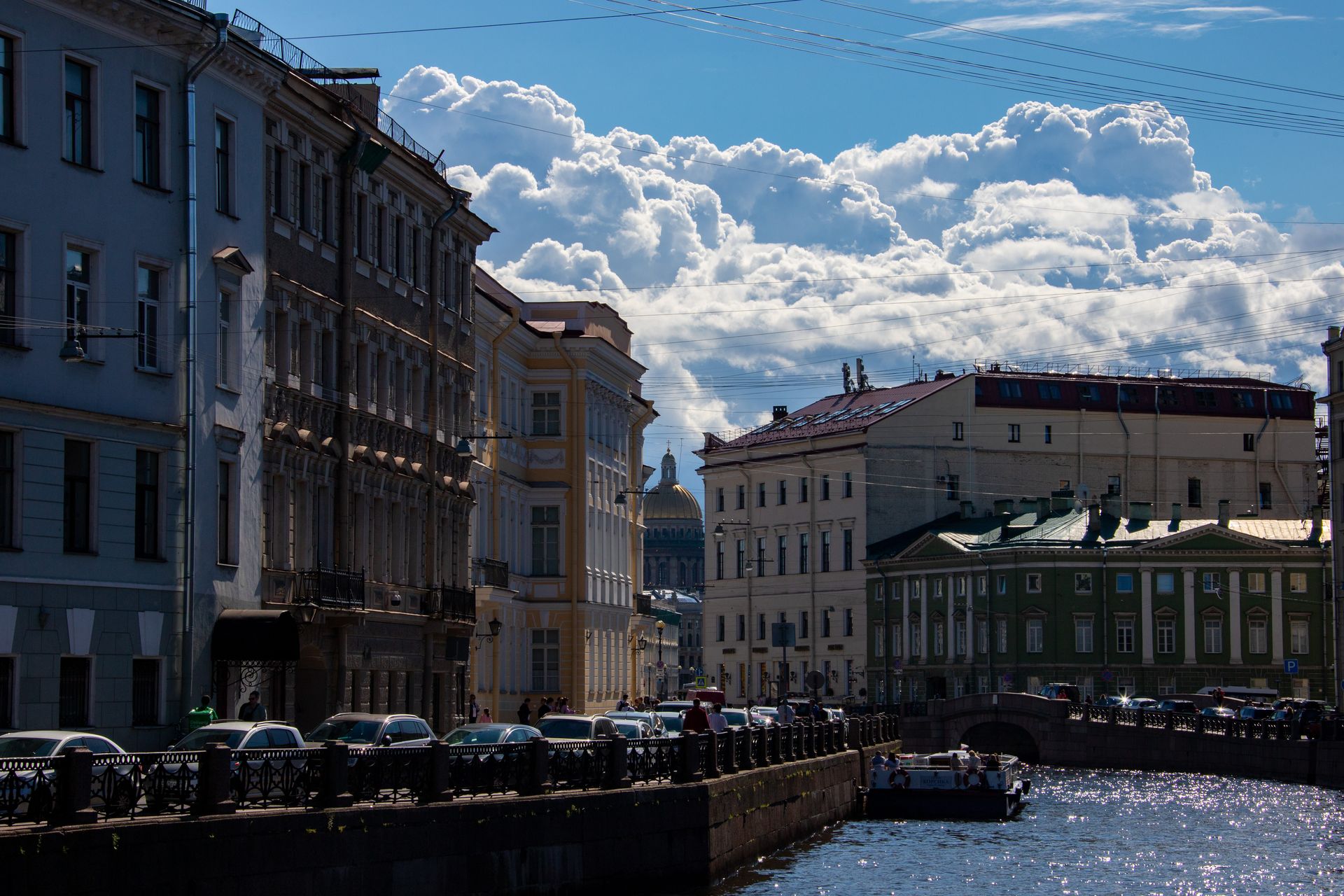 Теплое спб. Санкт-Петербург. Санкт-Петербург в августе. Санкт-Петербург дождь. Ветер в Питере.