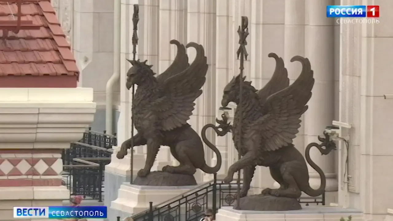 Опубликована программа мероприятий для студентов в Новом Херсонесе></div><div class=