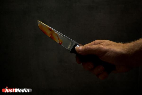 Пьяный тагильчанин воткнул нож в спину сестре, которая пыталась забрать его детей - Фото 1